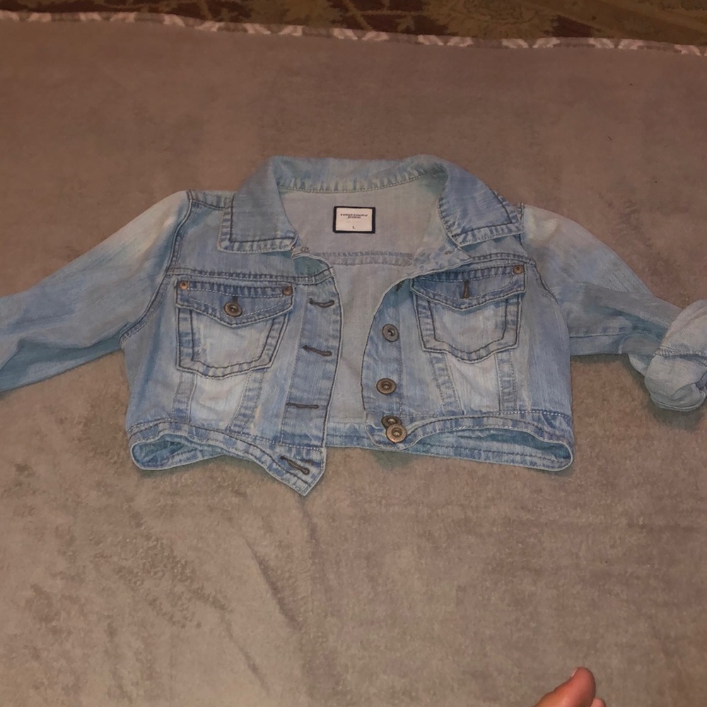 Half jean jacket